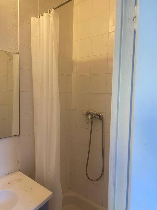 Appartement Croix Rousse 69004 Лион Екстериор снимка